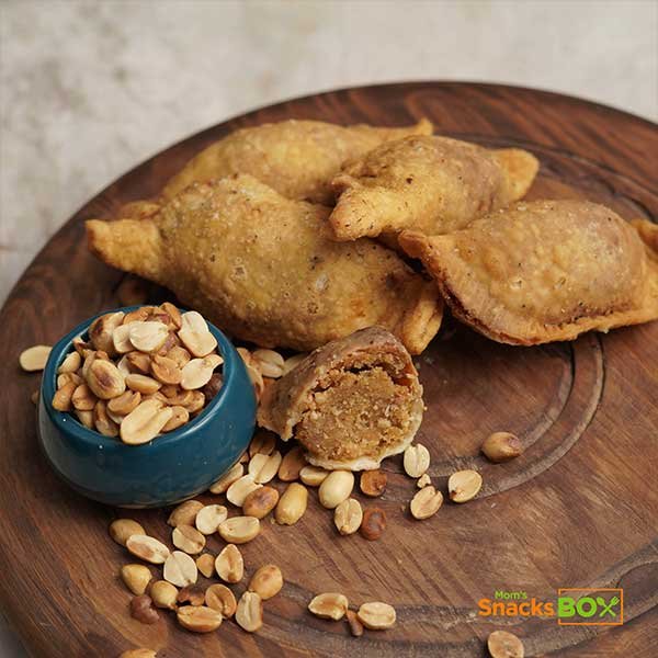Palli Kajjikayalu Moms Snacks Box